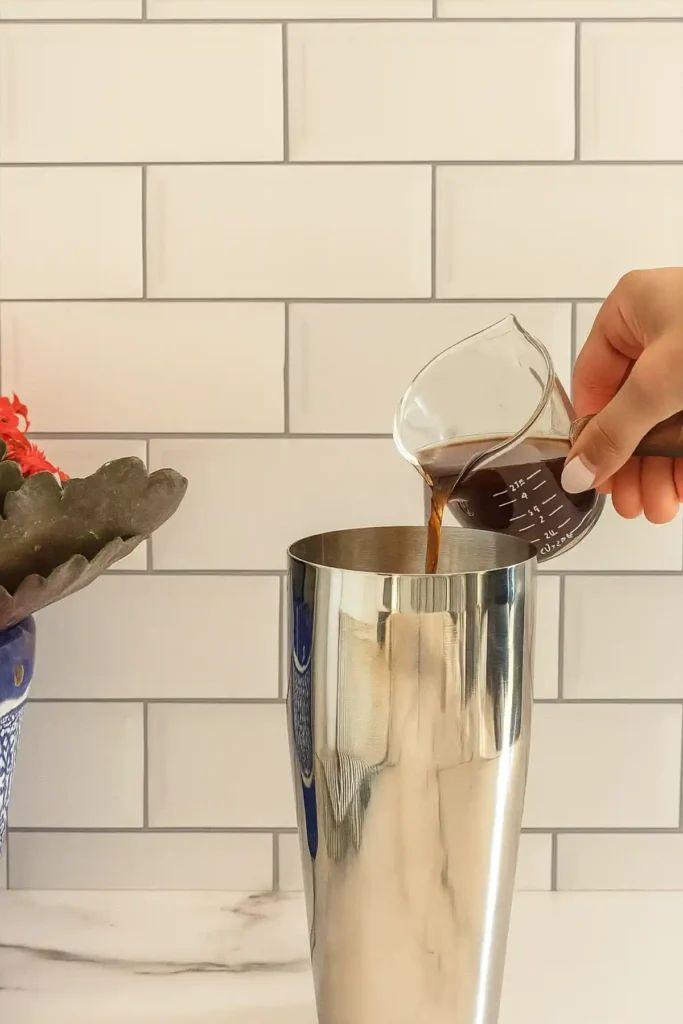 Brown Sugar Oatmilk Shaken Espresso step1