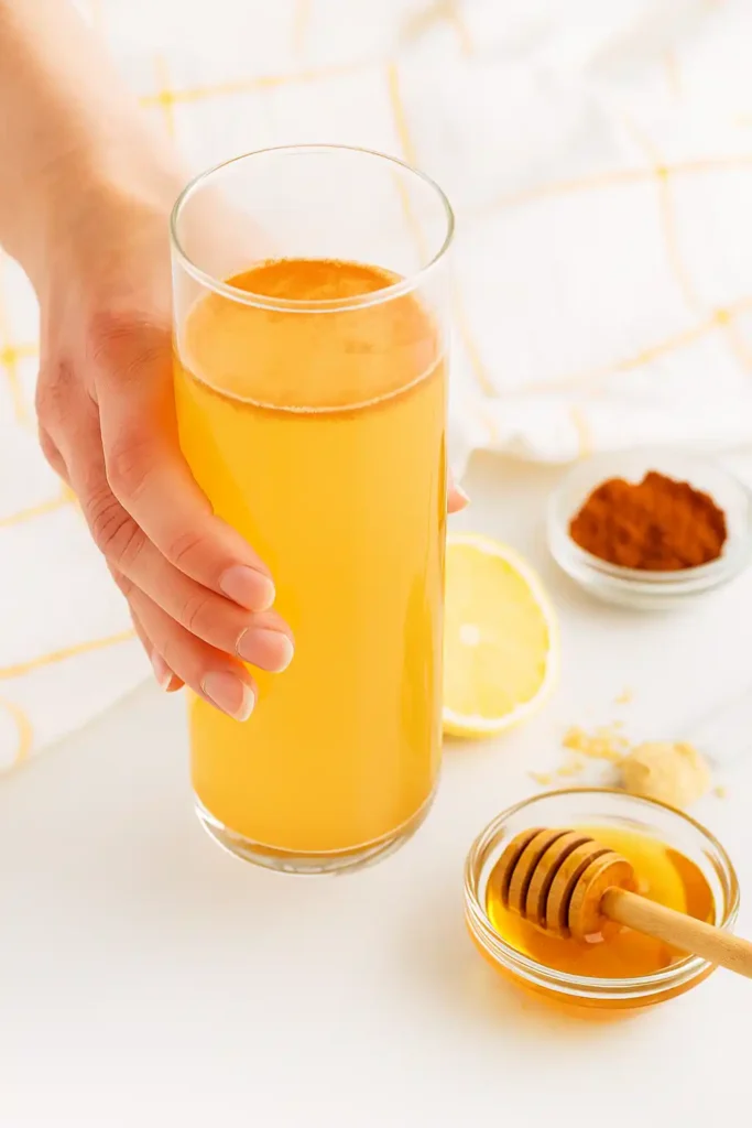 reparing secret detox drink with hot water lemon and cayenne